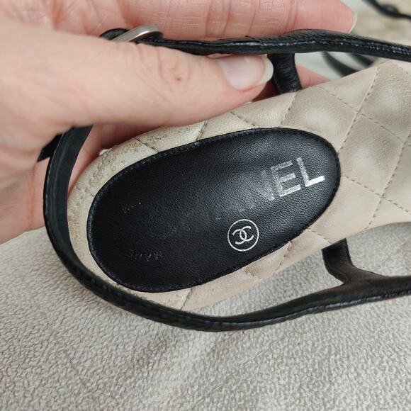 Chanel Thong Sandals‎ Womens 36C 6 Black Leather Interlocking CC Flats Quilted - Picture 8 of 10